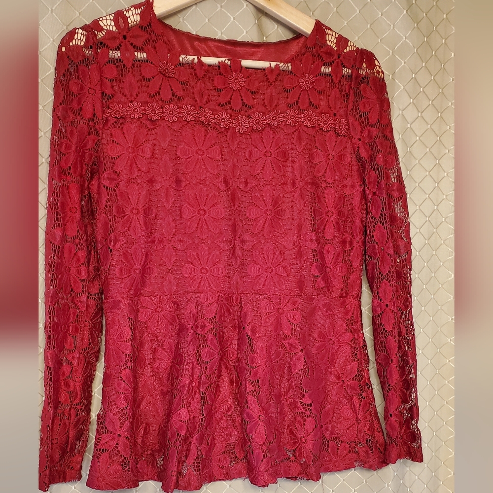 Beautiful Red Floral Peplum Lace Top